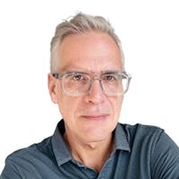 Steve Diogo headshot